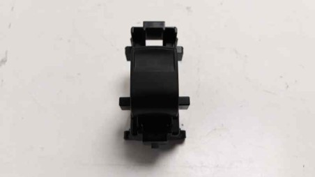 Recambio de mando elevalunas trasero izquierdo para toyota yaris 2017- hybrid active referencia OEM IAM 698300D230  