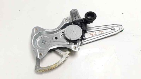 Recambio de elevalunas trasero derecho para toyota yaris 2017- hybrid active referencia OEM IAM 857200D120  