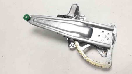 Recambio de elevalunas trasero derecho para toyota yaris 2017- hybrid active referencia OEM IAM 857200D120  