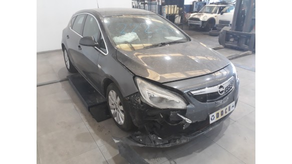 opel astra j lim. 2009-2015 del año 2012
