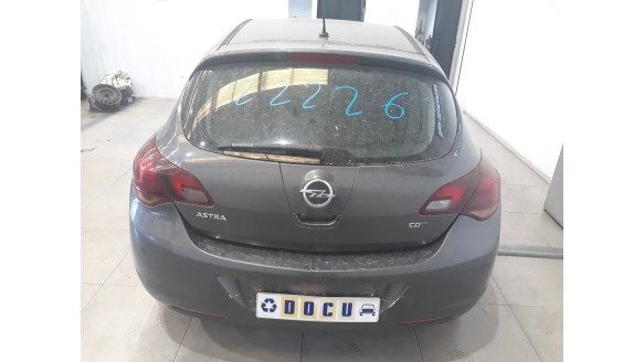 opel astra j lim. 2009-2015 del año 2012