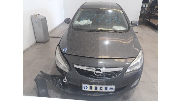 opel astra j lim. 2009-2015 del año 2012