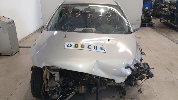 peugeot 307 (3a/c) 2000-2012 del año 2004