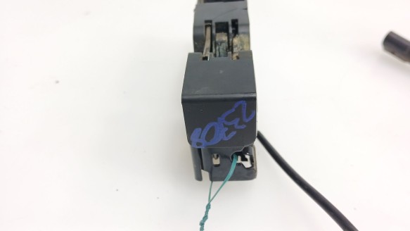 Recambio de cerradura capot para audi a3 (8p1) 2003-2013 2.0 tdi 16v referencia OEM IAM 8P0823509H 8P0823509H 