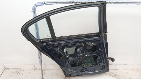 Recambio de puerta trasera izquierda para bmw 3 (e90) 2004-2012 320 d referencia OEM IAM 41007203647 41007203647 