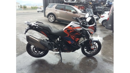 ktm super adventure - del año 2021