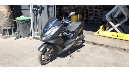 honda pcx 125 2018- del año 2023