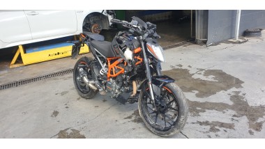 ktm 125 duke 2016- del año 2023