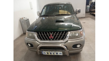 mitsubishi montero sport (k90) 1998-2007 del año 2001