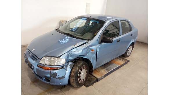 daewoo kalos 2002-2004 del año 2004