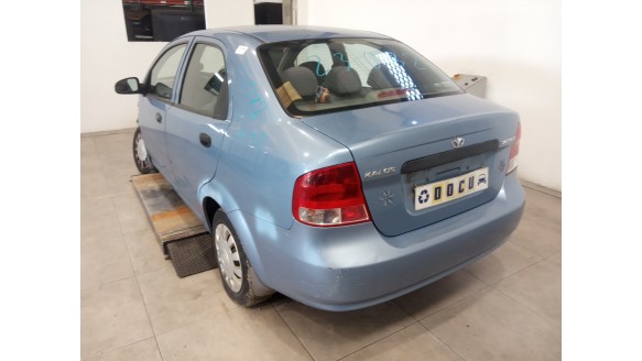 daewoo kalos 2002-2004 del año 2004