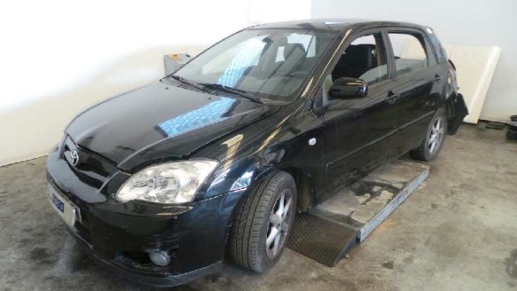 toyota corolla (e12) 2001-2007 del año 2006