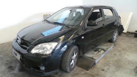 toyota corolla (e12) 2001-2007 del año 2006