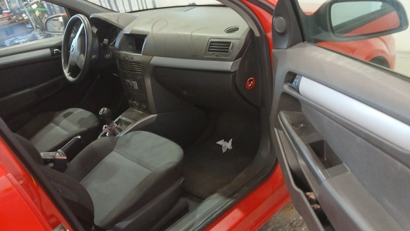 opel astra h (a04) 2004-2014 del año 2004