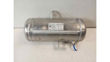 Recambio de acumulador central amortiguacion para porsche cayenne (typ 9pa) 2002-2007 s referencia OEM IAM 7L0616202A  