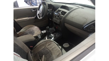 renault megane ii classic berlina 2003-2010 del año 2006