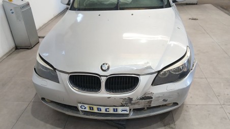 bmw 5 (e60) 2001-2010 del año 2004