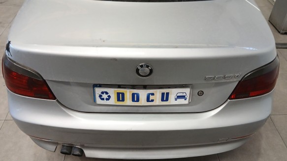 bmw 5 (e60) 2001-2010 del año 2004