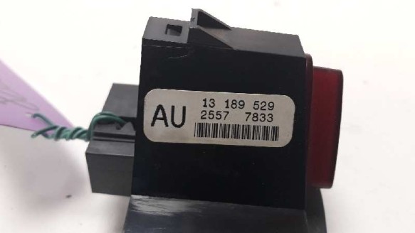 Recambio de warning para opel corsa d 2006-2015 gsi referencia OEM IAM 13189529  