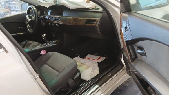 bmw 5 (e60) 2001-2010 del año 2004