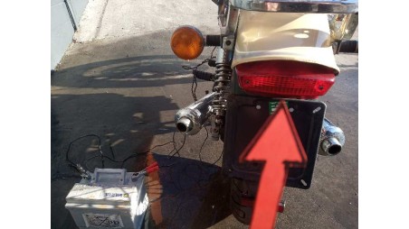 Recambio de piloto trasero central para guzzi nevada 2005-2007 nevada 750 referencia OEM IAM GU31740960  