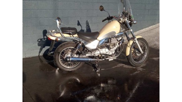 Recambio de transmision central para guzzi nevada 2005-2007 nevada 750 referencia OEM IAM GU23328081  