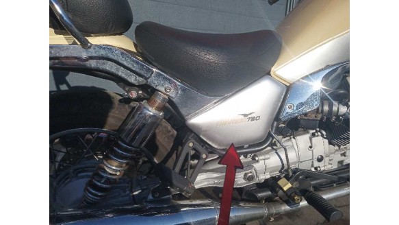 Recambio de moldura para guzzi nevada 2005-2007 nevada 750 referencia OEM IAM GU234762101  