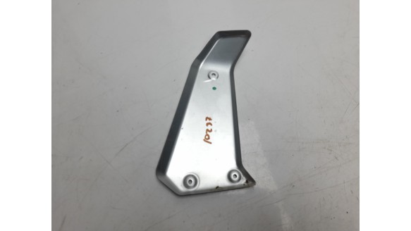 Recambio de moldura para ducati scrambler 1100 2017- scrambler 1100 referencia OEM IAM 4601G111A  