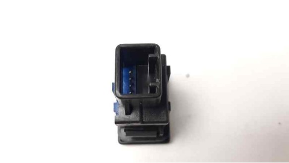 Recambio de interruptor para toyota yaris 2017- hybrid active referencia OEM IAM 15C754  