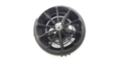 Recambio de rejilla aireadora para toyota yaris 2017- hybrid active referencia OEM IAM 5556862280  