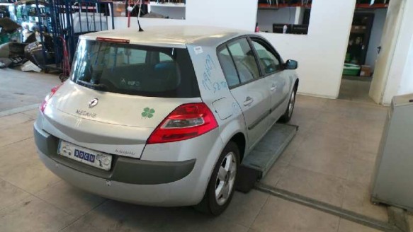 renault megane ii berlina 3p 2002-2009 del año 2006