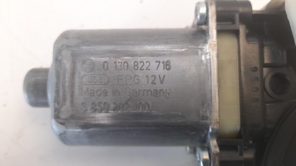 Recambio de elevalunas delantero derecho para seat leon (5f1) 2012- i-tech referencia OEM IAM 5Q0959802B  