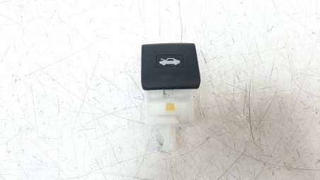 Recambio de cerradura capo para lexus is 2013- 2.5 16v cat (híbrido) referencia OEM IAM 5361130070  