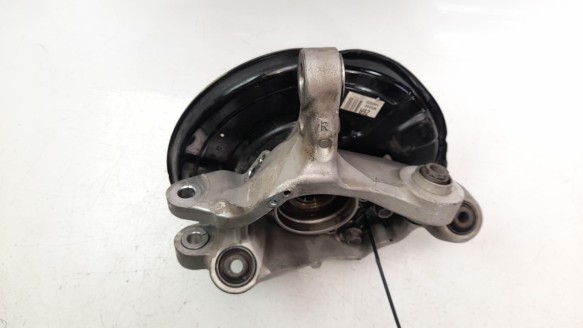 Recambio de mangueta trasera derecha para lexus is 2013- 2.5 16v cat (híbrido) referencia OEM IAM 4230453020  