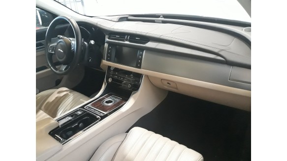 jaguar xf ii (x260) 2015- del año 2016