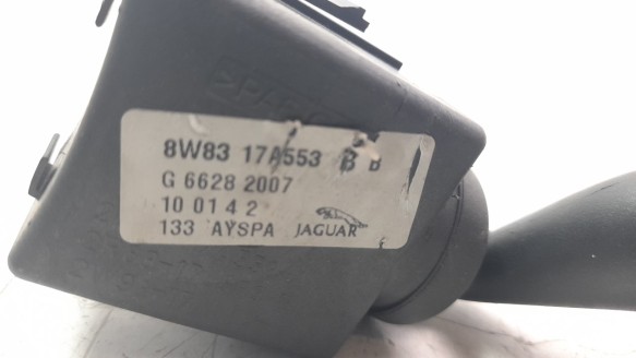 Recambio de mando limpia para jaguar xf 2007-2015 3.0 v6 24v cat referencia OEM IAM 8W8317A553BB  