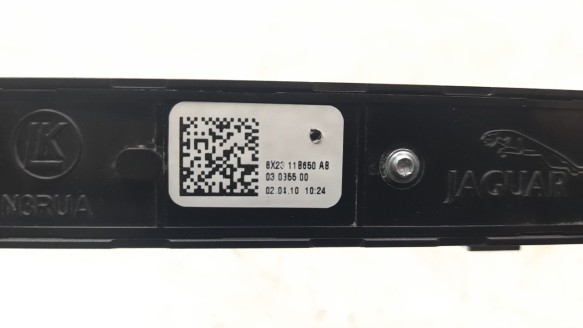 Recambio de warning para jaguar xf 2007-2015 3.0 v6 24v cat referencia OEM IAM BX2311B650AB  