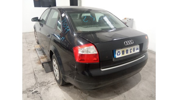 audi a4 berlina (8e) 2000-2004 del año 2005