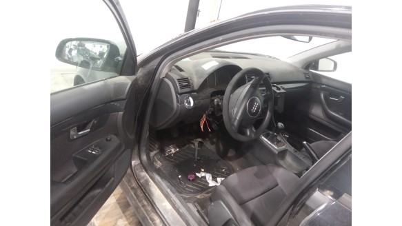 audi a4 berlina (8e) 2000-2004 del año 2005