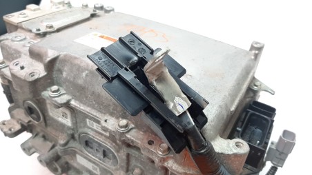 Recambio de inversor para toyota rav 4 2012-2019 referencia OEM IAM G920042010  