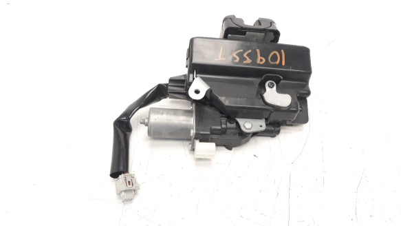 Recambio de cerradura maletero / porton para toyota rav 4 2012-2019 referencia OEM IAM 6935042060 T5161382A 1638000790