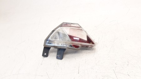 Recambio de piloto trasero izquierdo paragolpes para toyota rav 4 2012-2019 referencia OEM IAM 8149042060  