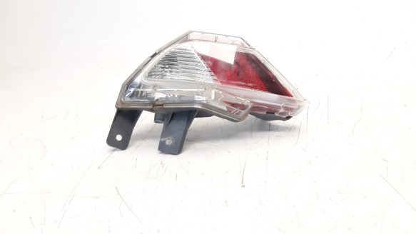 Recambio de piloto trasero izquierdo paragolpes para toyota rav 4 2012-2019 referencia OEM IAM 8149042060  