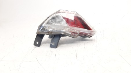 Recambio de piloto trasero izquierdo paragolpes para toyota rav 4 2012-2019 referencia OEM IAM 8149042060  