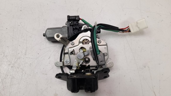 Recambio de cerradura maletero / porton para mitsubishi outlander (gf0) 2012- phev kaiteki 4wd referencia OEM IAM 5808A135  