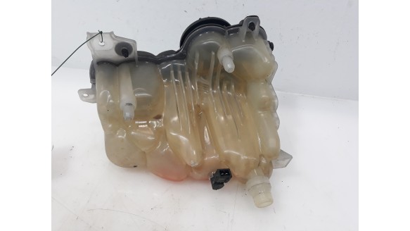 Recambio de deposito expansion para jaguar xf ii (x260) 2015- 3.0 d referencia OEM IAM YC158B099AA YC158B099AA 