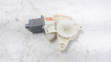 Recambio de motor elevalunas delantero izquierdo para mercedes-benz clase c (w204) lim. 2011-2014 2.1 cdi cat referencia OEM IAM