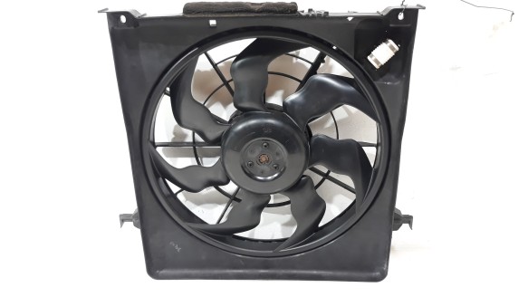 Recambio de electroventilador para hyundai i30 (fd) 2007-2012 1.6 crdi referencia OEM IAM 252312H000 252312H000 