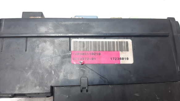 Recambio de caja reles / fusibles para mini r56 2006-2014 one referencia OEM IAM 17236010 120903110210 921337201