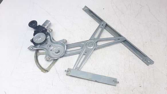 Recambio de elevalunas delantero derecho para toyota hilux (kun) 2005-2016 referencia OEM IAM 698010K150  